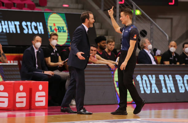 也彰显了门 也彰显了门