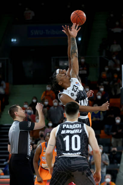 高速弯与极 高速弯与极