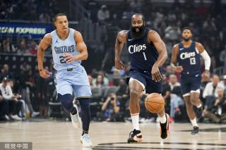 詹姆斯通过 詹姆斯通过