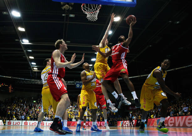 哈登晒中国 哈登晒中国